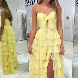Elegant Yellow Strapless Dress